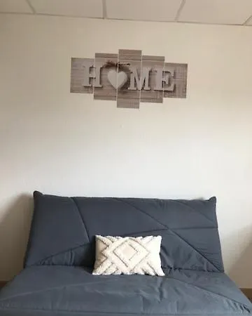 Happy Cosy Apartman *